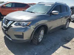 KNMAT2MTXJP571564 2018 NISSAN ROGUE