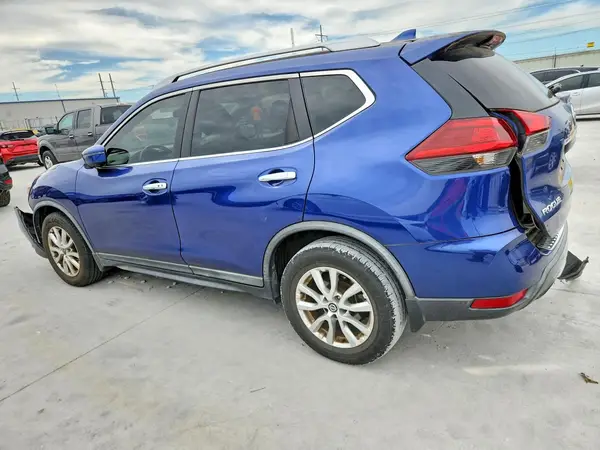 KNMAT2MTXJP573539 2018 NISSAN ROGUE - Image 2