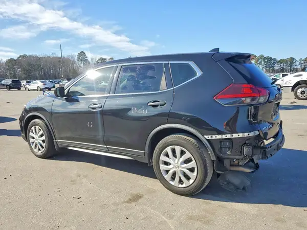 KNMAT2MTXJP579647 2018 NISSAN ROGUE - Image 2