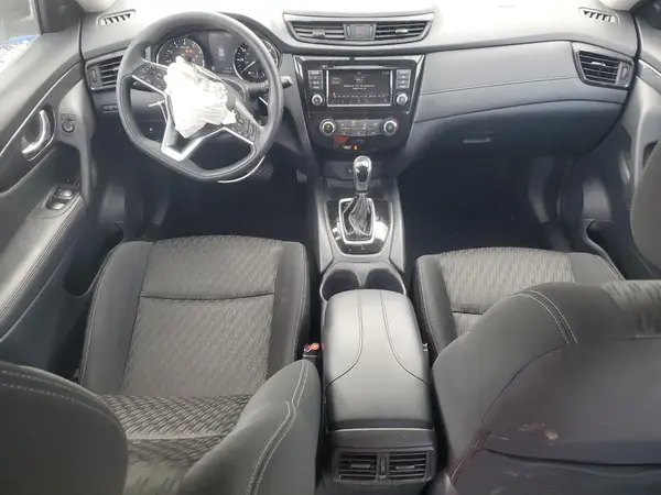 KNMAT2MTXJP582922 2018 NISSAN ROGUE - Image 8