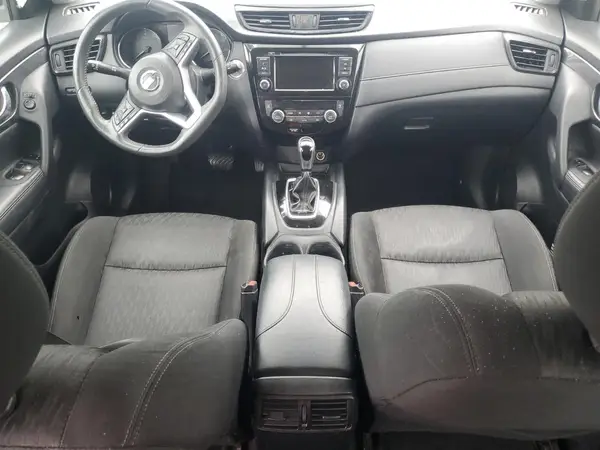 KNMAT2MTXJP584394 2018 NISSAN ROGUE - Image 8
