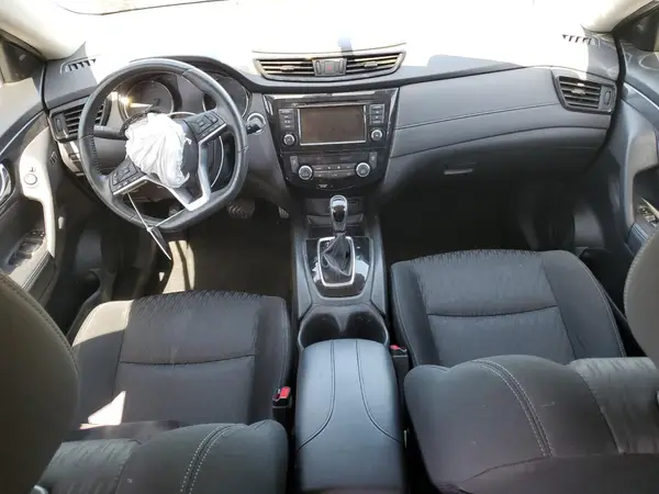 KNMAT2MTXJP586369 2018 NISSAN ROGUE - Image 8