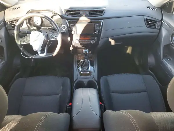 KNMAT2MTXJP592205 2018 NISSAN ROGUE - Image 8