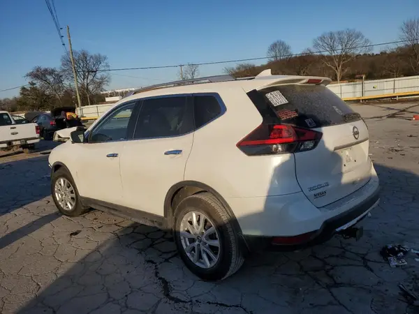 KNMAT2MTXJP593189 2018 NISSAN ROGUE - Image 2