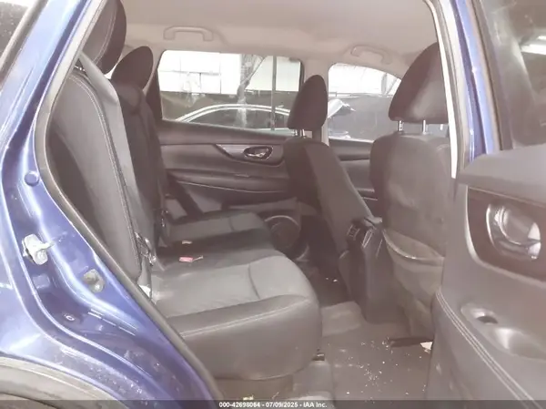 KNMAT2MTXJP594634 2018 NISSAN ROGUE - Image 8