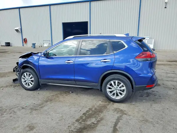 KNMAT2MTXJP597775 2018 NISSAN ROGUE - Image 2