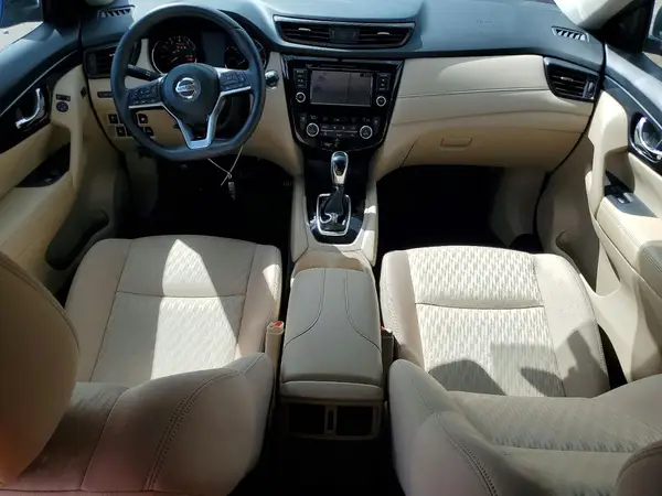 KNMAT2MTXJP597775 2018 NISSAN ROGUE - Image 8