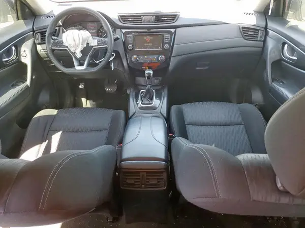 KNMAT2MTXJP600903 2018 NISSAN ROGUE - Image 8