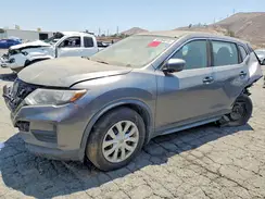 KNMAT2MTXJP601369 2018 NISSAN ROGUE