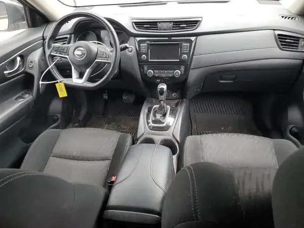 KNMAT2MTXJP601615 2018 NISSAN ROGUE - Image 8