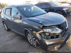 KNMAT2MTXJP605311 2018 NISSAN ROGUE