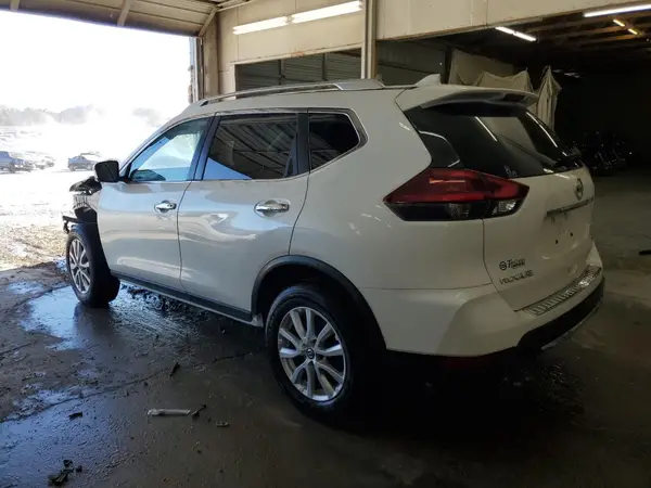 KNMAT2MTXJP607138 2018 NISSAN ROGUE - Image 2