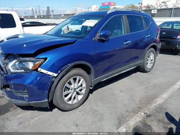 KNMAT2MTXJP616647 2018 NISSAN ROGUE - Image 2