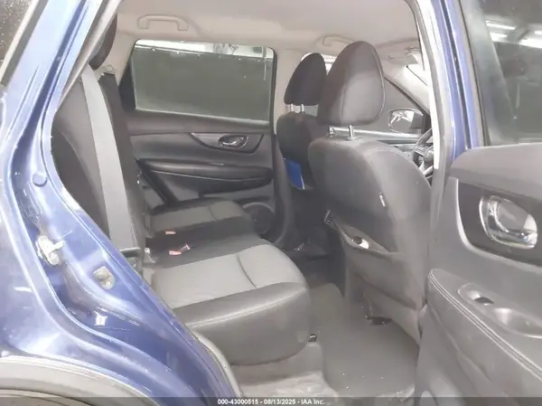 KNMAT2MTXJP619029 2018 NISSAN ROGUE - Image 8