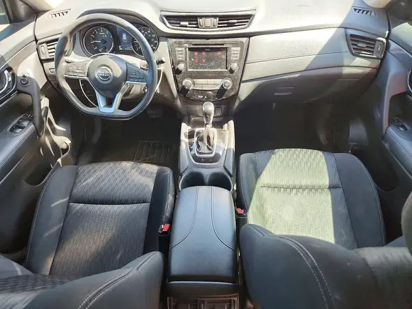 KNMAT2MTXJP619239 2018 NISSAN ROGUE - Image 8