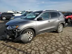 KNMAT2MTXJP619516 2018 NISSAN ROGUE