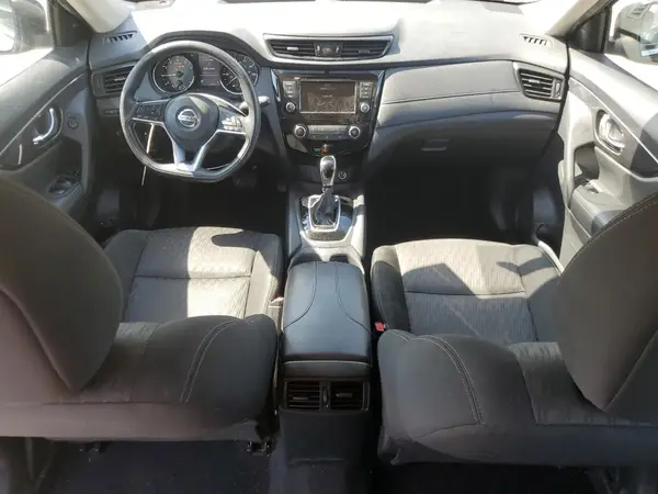 KNMAT2MTXJP620441 2018 NISSAN ROGUE - Image 8