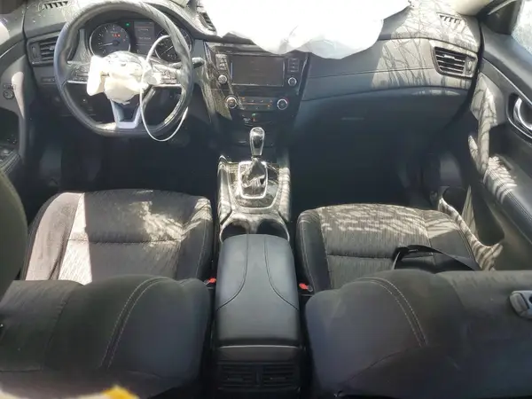 KNMAT2MTXJP622996 2018 NISSAN ROGUE - Image 8