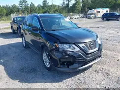 KNMAT2MTXJP623159 2018 NISSAN ROGUE