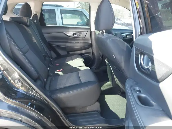 KNMAT2MTXKP505615 2019 NISSAN ROGUE - Image 8
