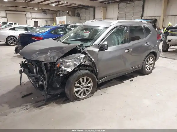 KNMAT2MTXKP522091 2019 NISSAN ROGUE - Image 2