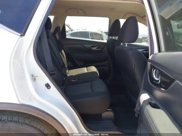 KNMAT2MTXKP534175 2019 NISSAN ROGUE - Image 8