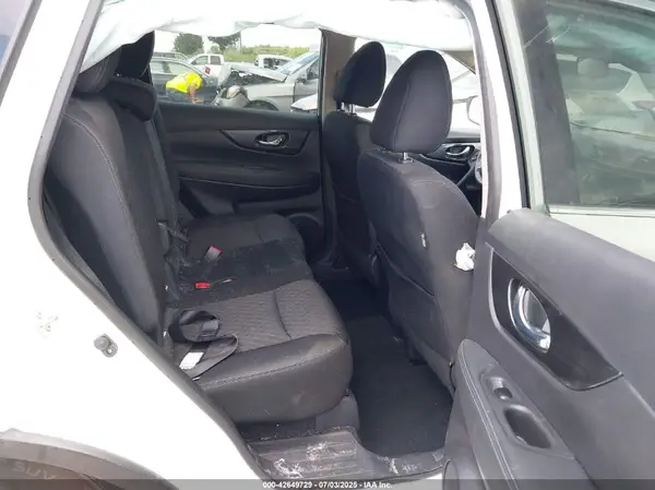 KNMAT2MTXKP541840 2019 NISSAN ROGUE - Image 8