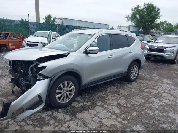 KNMAT2MTXKP551297 2019 NISSAN ROGUE - Image 2