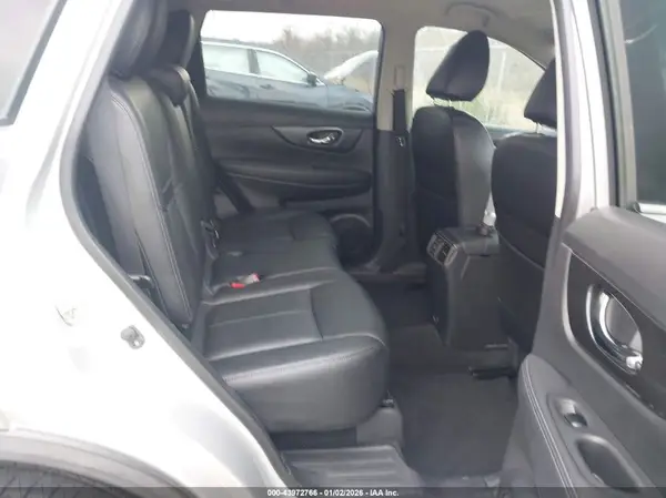 KNMAT2MTXKP553325 2019 NISSAN ROGUE - Image 8