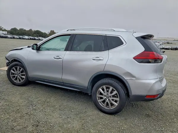 KNMAT2MTXLP507723 2020 NISSAN ROGUE - Image 2