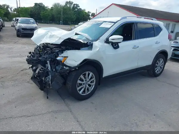 KNMAT2MTXLP519404 2020 NISSAN ROGUE - Image 2
