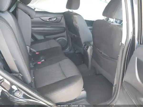 KNMAT2MTXLP522268 2020 NISSAN ROGUE - Image 8