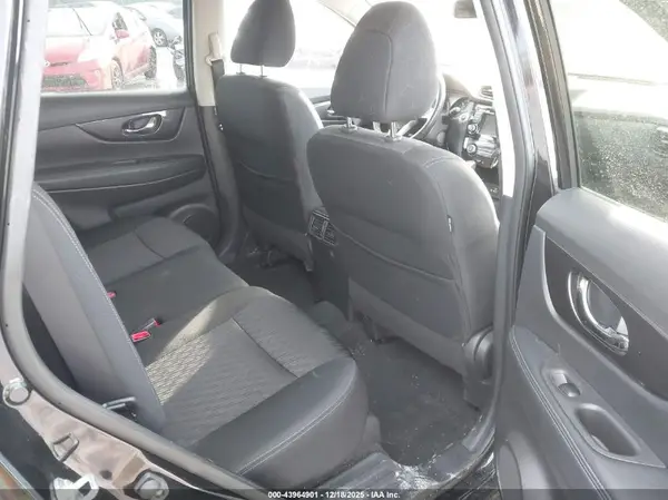 KNMAT2MTXLP526725 2020 NISSAN ROGUE - Image 8