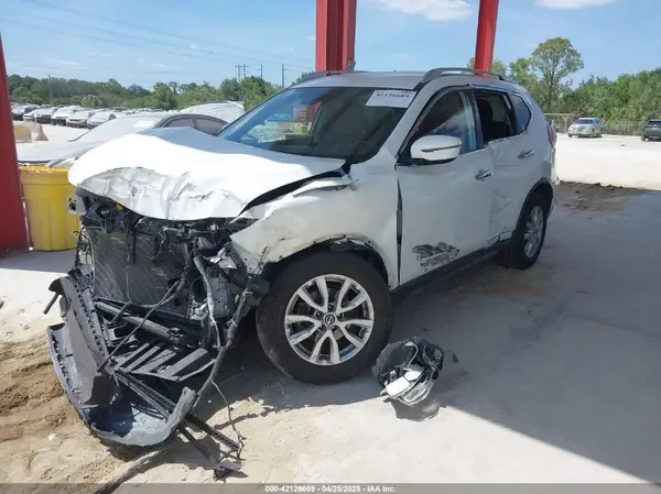 KNMAT2MTXLP528412 2020 NISSAN ROGUE - Image 2