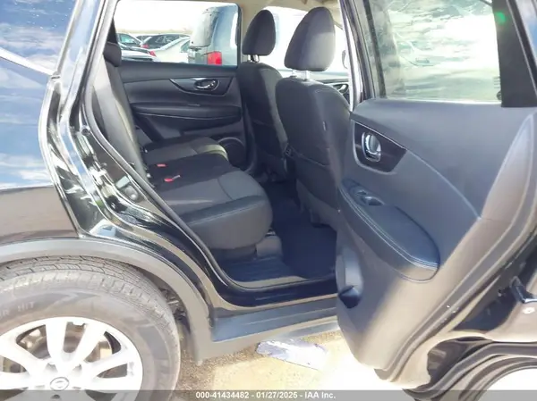 KNMAT2MTXLP529057 2020 NISSAN ROGUE - Image 8