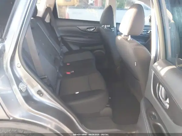 KNMAT2MTXLP534050 2020 NISSAN ROGUE - Image 8
