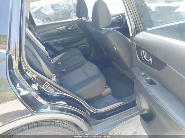 KNMAT2MTXLP541211 2020 NISSAN ROGUE - Image 8