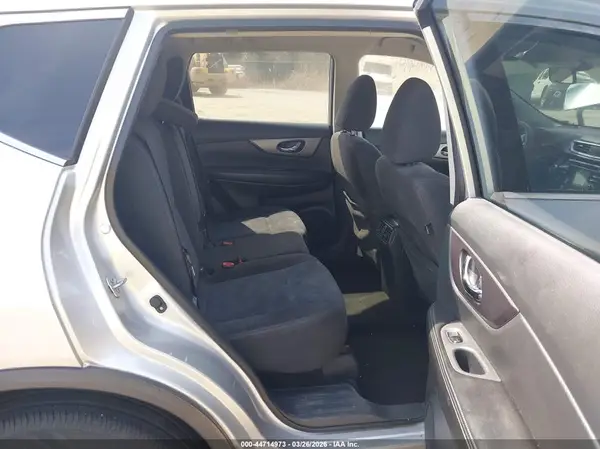 KNMAT2MV0GP604288 2016 NISSAN ROGUE - Image 8