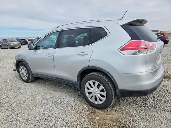 KNMAT2MV0GP645990 2016 NISSAN ROGUE - Image 2