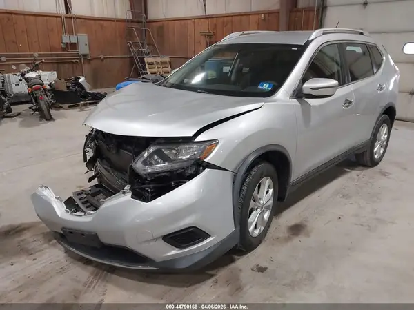 KNMAT2MV0GP646119 2016 NISSAN ROGUE - Image 2