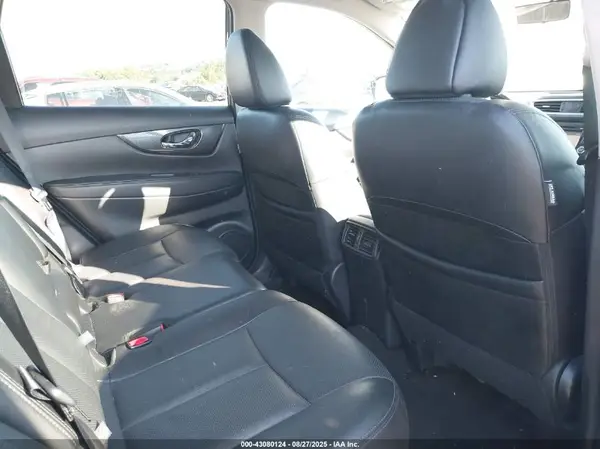 KNMAT2MV0GP676687 2016 NISSAN ROGUE - Image 8
