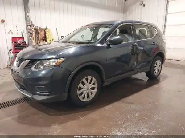 KNMAT2MV0GP689827 2016 NISSAN ROGUE - Image 2