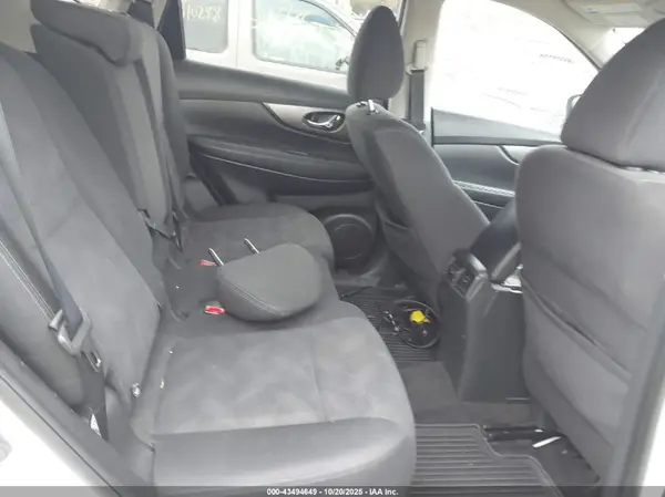 KNMAT2MV0GP700602 2016 NISSAN ROGUE - Image 8