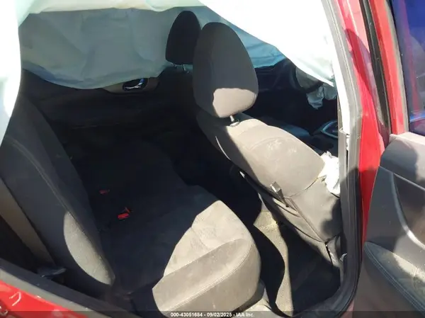 KNMAT2MV0GP704777 2016 NISSAN ROGUE - Image 8