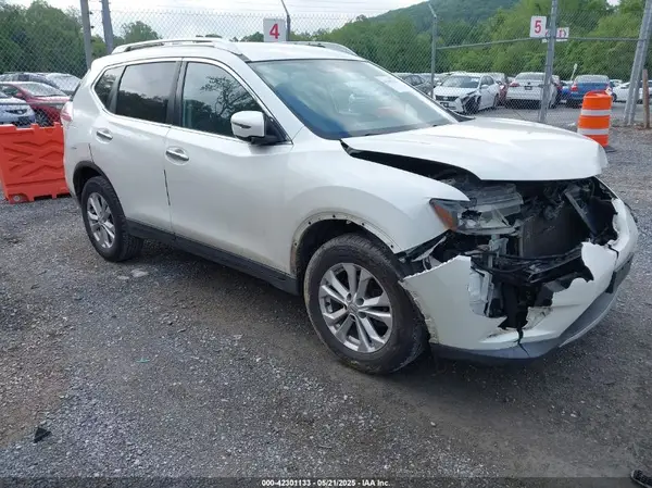 KNMAT2MV0GP708165 2016 NISSAN ROGUE - Image 1