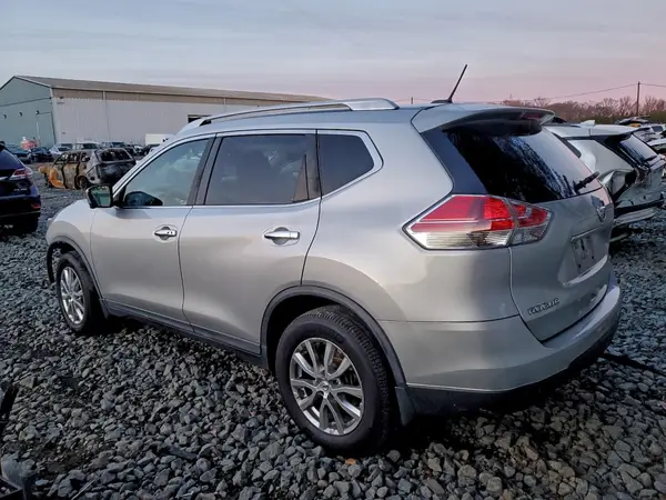 KNMAT2MV0GP708800 2016 NISSAN ROGUE - Image 2