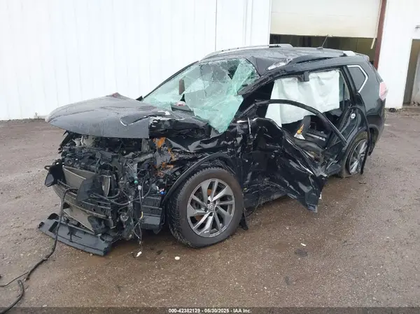 KNMAT2MV0GP719327 2016 NISSAN ROGUE - Image 2