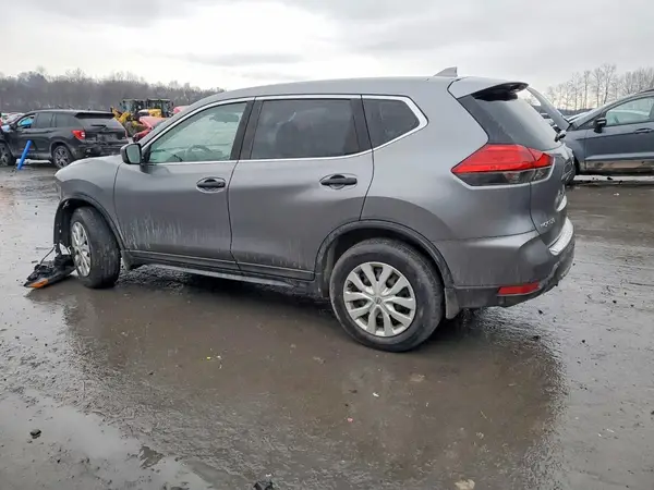 KNMAT2MV0HP500336 2017 NISSAN ROGUE - Image 2