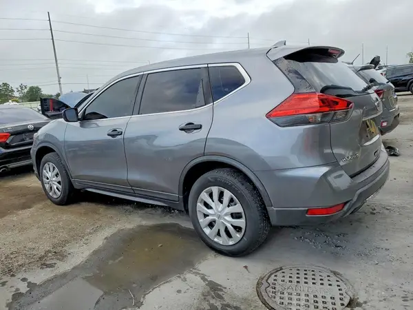 KNMAT2MV0HP503625 2017 NISSAN ROGUE - Image 2