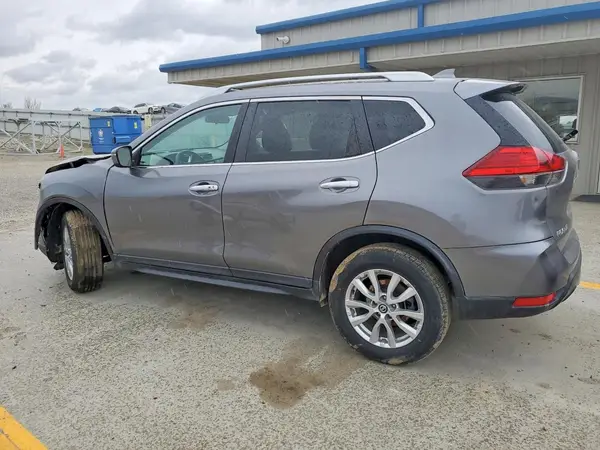 KNMAT2MV0HP505648 2017 NISSAN ROGUE - Image 2